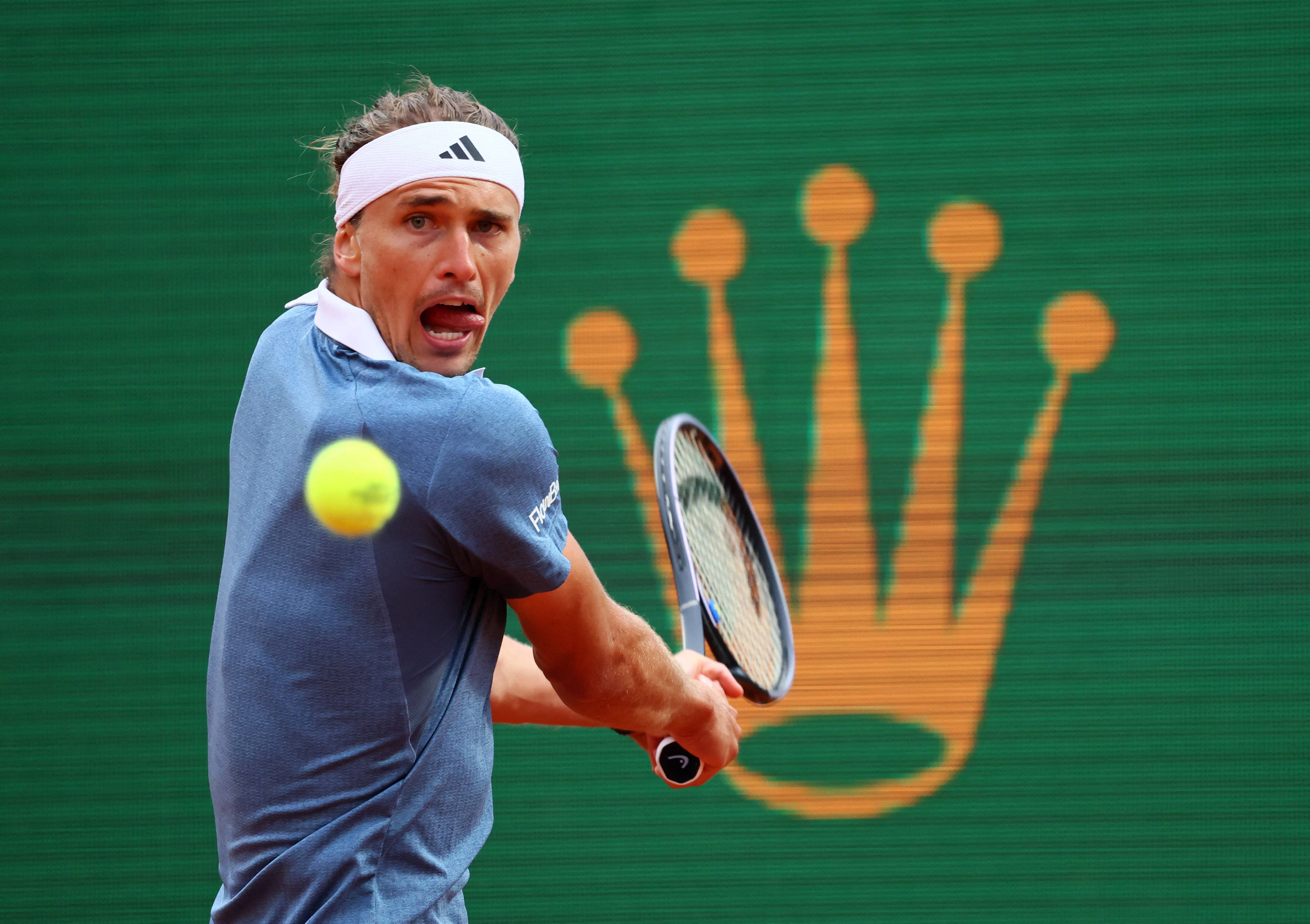 网球选手刷新世界纪录,震撼全场 网球选手刷新世界纪录,震撼全场