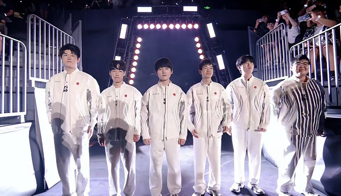 世界赛舞台，LPL代表国家出征荣耀