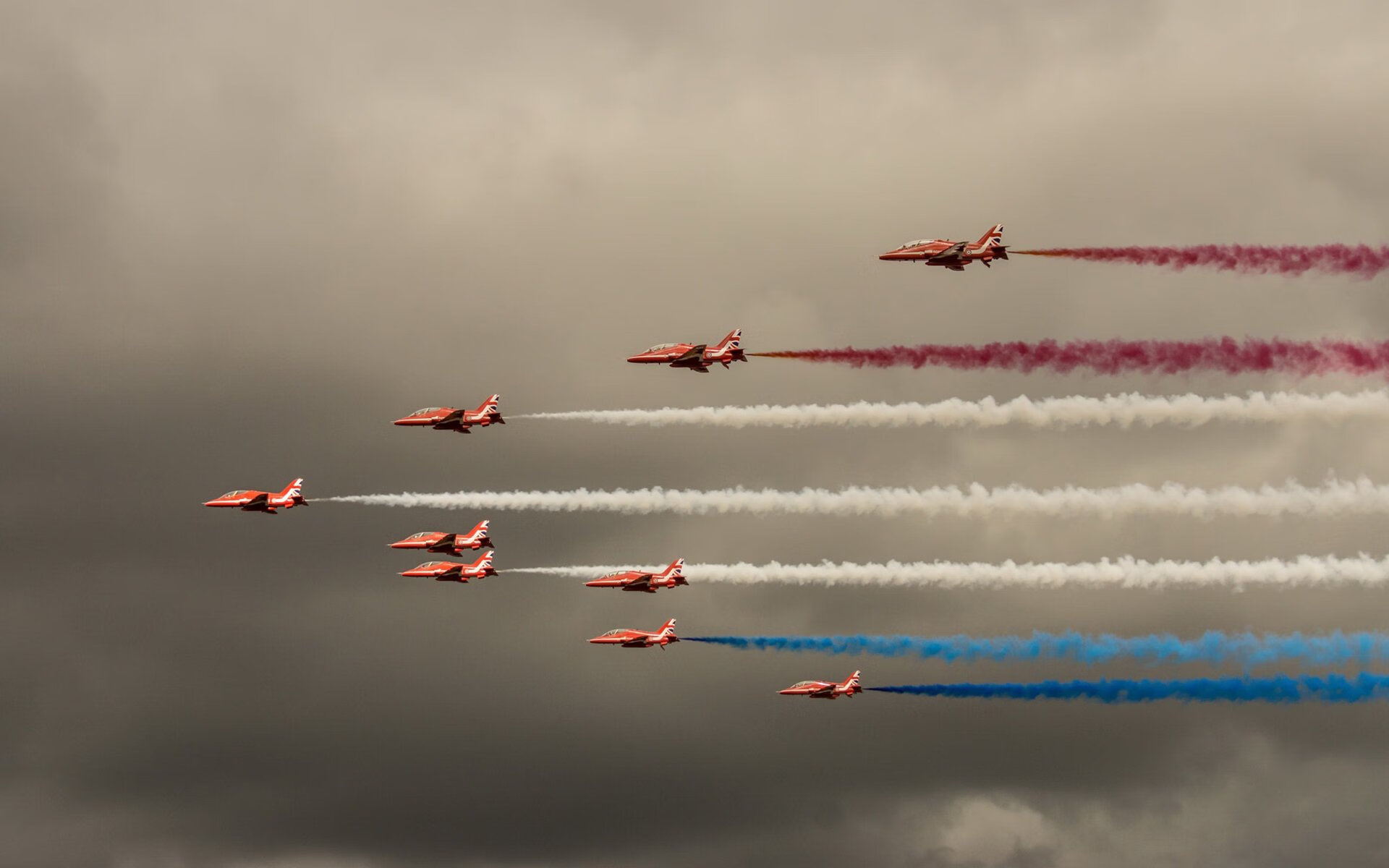 绿茵场上的冰火两重天，拉什福德连续得分拉开差距，洪都拉斯完胜加拿大