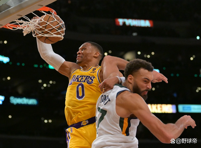 灰熊关键战突围深圳队，戈贝尔成为关键先生